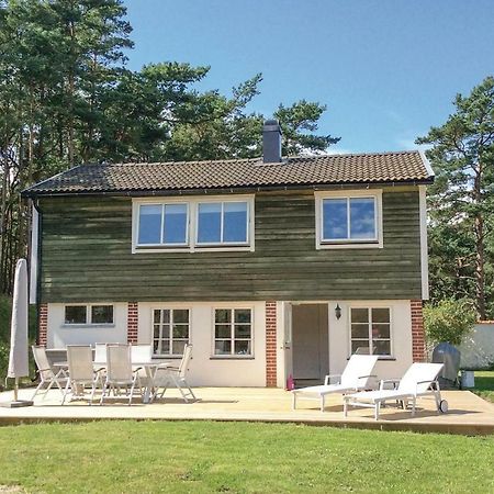 Gorgeous Home In Borrby With Wifi エクステリア 写真