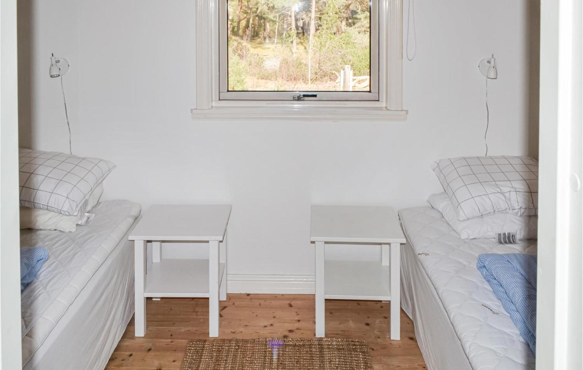 Gorgeous Home In Borrby With Wifi エクステリア 写真